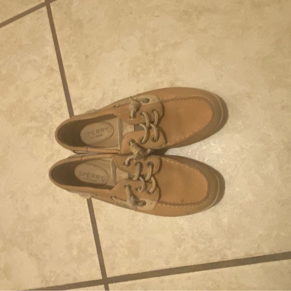 Sperry Tan Flats with Suede Finish and Non-Slip Sole